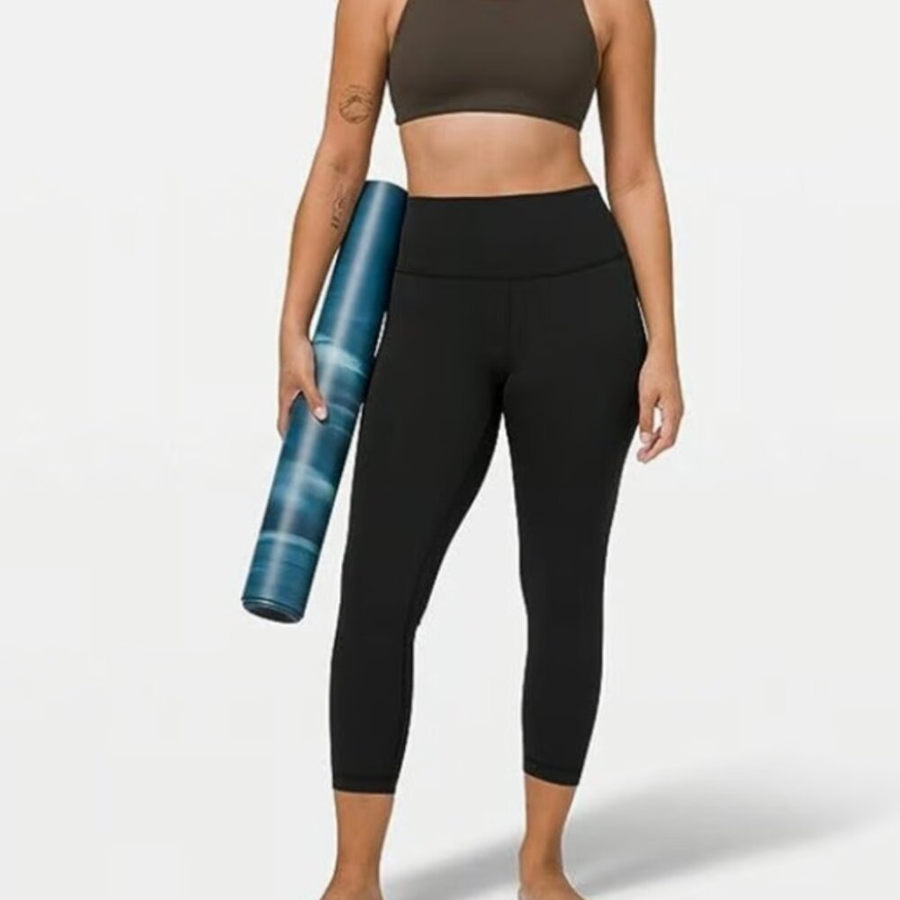 Lululemon 21" High Rise Black Cropped Leggings – Soft, Lightweight, Yoga / Train
